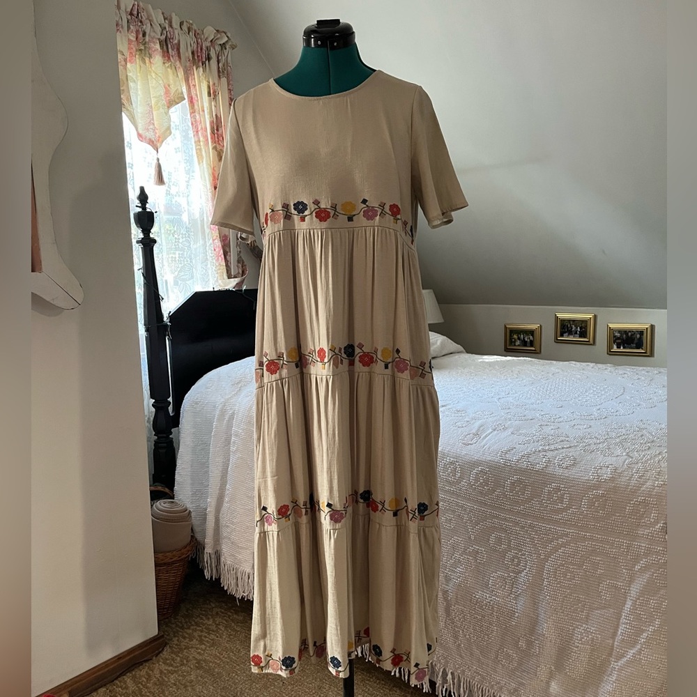 Tiered Embroidered Floral Midi Dress